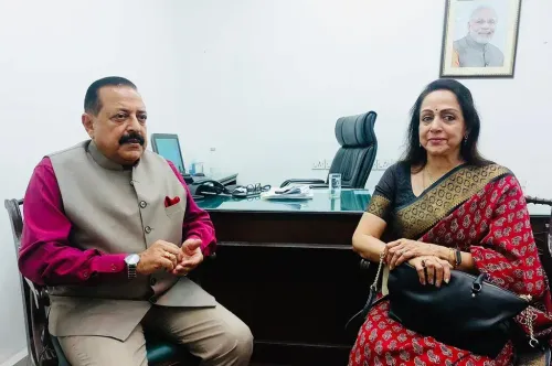 Dr. Jitendra Singh Greets MP Hema Malini on Birthday