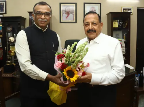 Dr Jitendra Singh meets new DST Secretary Prof Waghmare