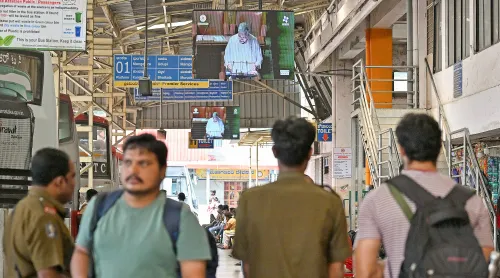 बेंगलुरु: केम्पेगौड़ा बस अड्डे पर बजट का टेलीकास्ट