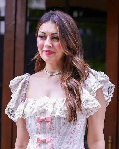 Mumbai: Hansika Motwani spotted in Bandra