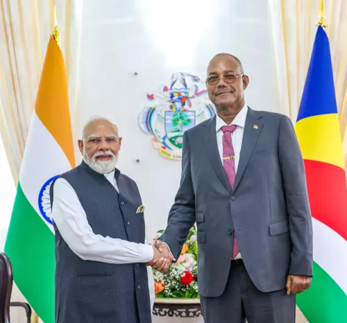 Victoria: PM Modi holds meeting with Seychelles President Patrick Herminie