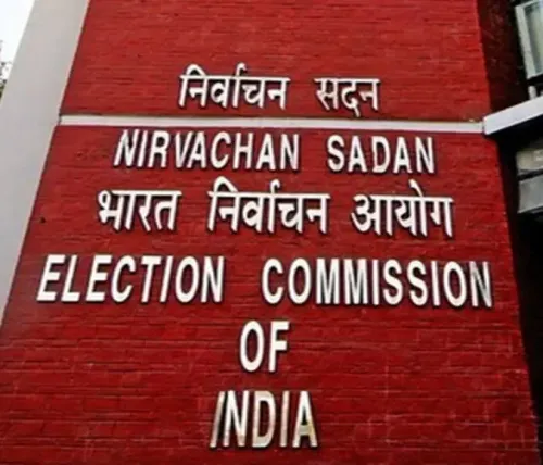 Election Commission Conducts Training for West Bengal Polls Focused on Security and MCC