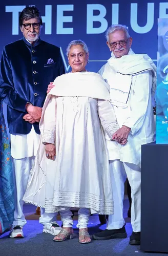 अमिताभ जया बच्चन और गुलज़ार ने की 'डॉ ब्लू' लॉन्च की शोभा