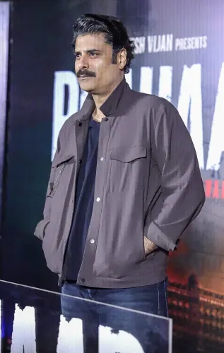 सिकंदर खेर पहुँचे 'प्रहार' की स्क्रीनिंग में