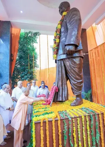 श्यामा प्रसाद मुखर्जी 'एक भारत, श्रेष्ठ भारत' के स्वप्न दृष्टा थे : सीएम योगी 