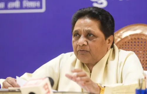 क्या एक-दूसरे को नीचा दिखाने की सस्ती राजनीति से देश का माहौल खराब हो रहा है? : मायावती