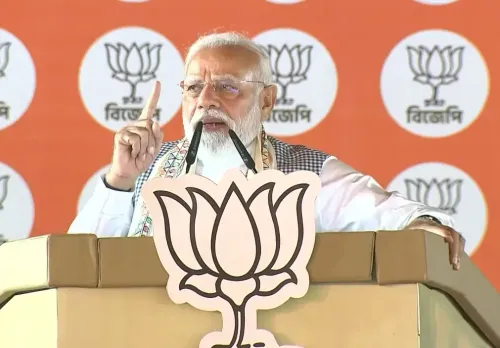बंगाल में टीएमसी का डर या भाजपा का भरोसा: पीएम मोदी का संदेश
