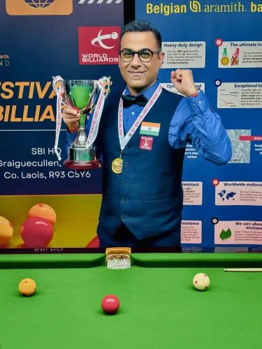 विश्व बिलियर्ड्स चैंपियन सौरव कोठारी ने पंकज आडवाणी को 1133-477 से हराया, मंत्री ने की सराहना