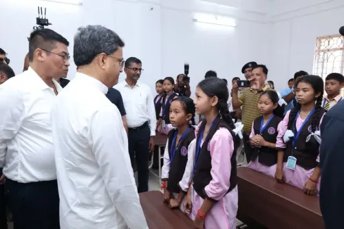 क्या एकलव्य स्कूल आदिवासी संस्कृति का संरक्षण करते हुए गुणवत्तापूर्ण शिक्षा देंगे?: त्रिपुरा के मुख्यमंत्री