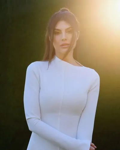 Why Is Elnaaz Norouzi ‘Overwhelmed’ After Leaving ‘The Traitors’?