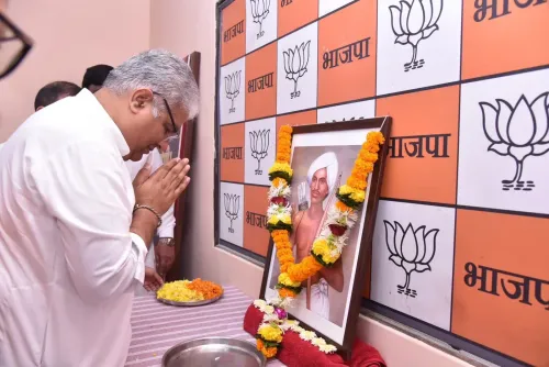 Env Minister Yadav pays tribute to Birsa Munda on death anniversary