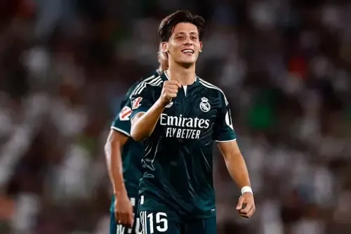 Carlos Espi's 91st-minute goal seals Real Madrid comeback win over Elche 3-2