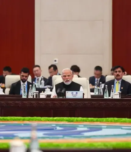 How Did Experts React to PM Modi's Message Against Cross-Border Terrorism?