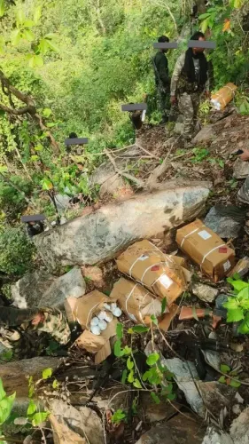 What Explosives Were Looted by Maoists in Odisha and Recovered from Jharkhand’s Saranda Forest?