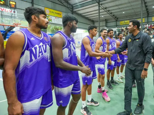 तमिलनाडु खेल मंत्री आधव अर्जुन का कोयंबटूर में बास्केटबॉल टूर्नामेंट समापन में शिरकत