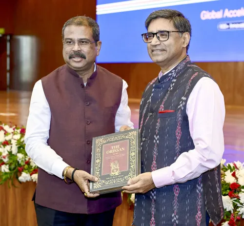 विदेश सचिव विक्रम मिश्री के साथ मंत्री प्रधान