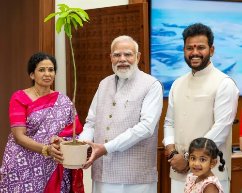 मोदी नायडू मुलाकात: परिवार संग विशेष भेंट
