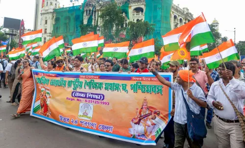 कोलकाता: राष्ट्र विरोधियों के खिलाफ सड़कों पर उतरा शिक्षा संस्कृति सुरक्षा मंच