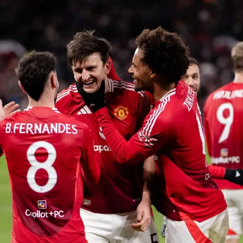 FA Cup: Van Nistelrooy expresses frustration over offside call as United narrowly defeat Leicester to reach last 16