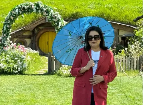 Did Farah Khan Really Walk Barefoot to Haji Ali for Love?