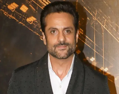 Fardeen Khan pays tribute to Zarine Khan on her birth anniversary