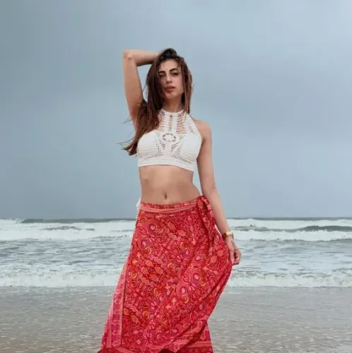फरहाना भट्ट बोलीं — रोहित शेट्टी की मौजूदगी से 'मौत के कुएं' जैसे स्टंट का डर भी गायब हो जाता है
