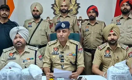 फाजिल्का पुलिस ने 760 ग्राम हेरोइन और 3 अवैध पिस्तौल सहित 6 तस्कर दबोचे
