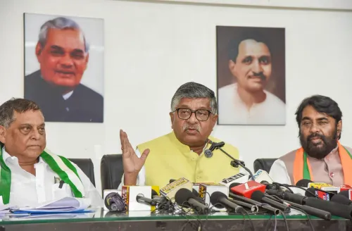 रविशंकर प्रसाद, नीरज कुमार और नवल किशोर यादव की संयुक्त प्रेस वार्ता