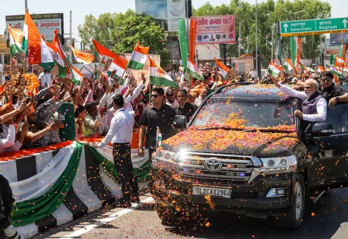 सहारनपुर: पीएम मोदी का रोड शो