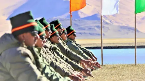 सिंधु किनारे जवानों का योग — अंतरराष्ट्रीय योग दिवस 2026 की तैयारी