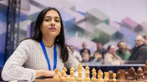 Can Divya Deshmukh Upset World No. 2 Zhu Jiner in FIDE Women’s World Cup?