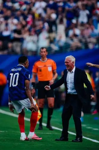 Mbappe reaches 18 World Cup goals, one behind Messi as France down Sweden 3-0