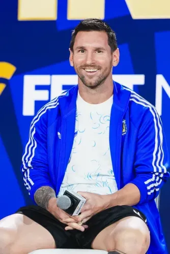 FIFA World Cup final: 'Stopping Messi is impossible,' Iniesta warns Spain