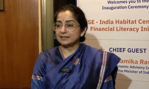 डॉ. शमिका रवि: डिजिटल युग में वित्तीय साक्षरता एक अनिवार्य कौशल