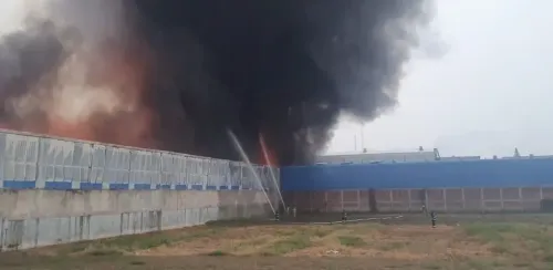 Patna warehouse fire: ₹50 lakh loss as 25 tenders battle cooking oil blaze