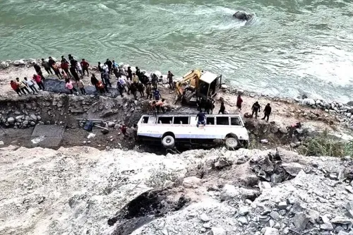 Tragic Incident: Five Lives Lost and 20 Injured as Tourist Bus Plunges into River at Bengal-Sikkim Border