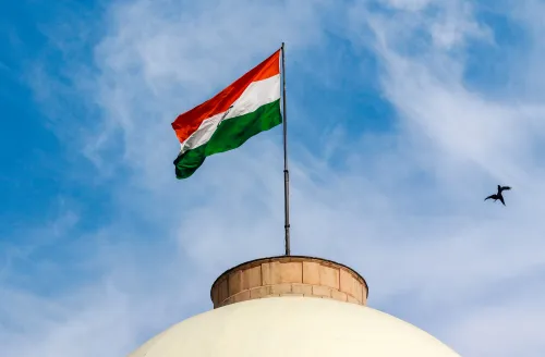 कतर में शॉर्ट-टर्म वीजा वाले भारतीय नागरिक फंसे, दूतावास ने जारी की एडवाइजरी