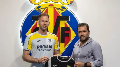 Villarreal sign Peter Gulacsi from RB Leipzig in €1 million deal