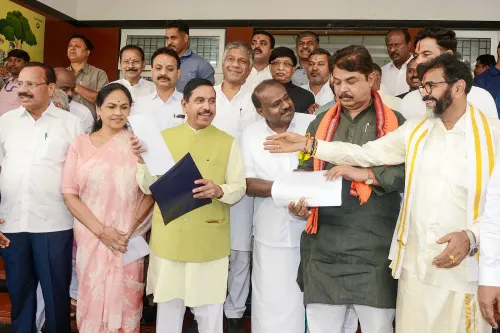 Karnataka SIR row: 4 Union Ministers meet CEC, demand suspension of electoral roll revision