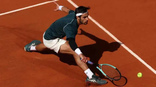 Did Lorenzo Musetti Shine on His Return to Court Philippe-Chatrier?
