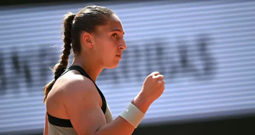 French Open: Diane Parry reaches last 16 for first time, stuns No. 6 Anisimova