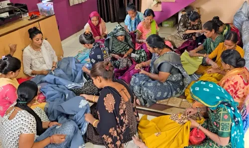 How is the Gujarat Government Advancing ‘Vocal for Local’?