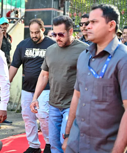 Did Salman Khan, Kareena Kapoor, and Ranbir Kapoor Step Out in Style to Vote in the BMC Election?