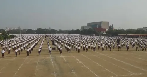 Gadkari attends RSS Vijayadashami Utsav in Nagpur