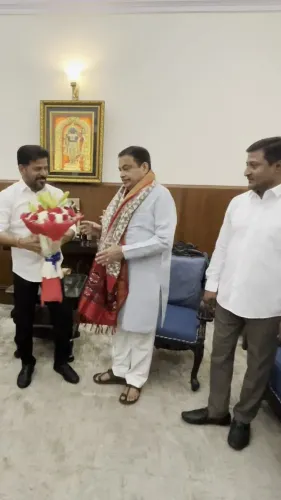 Gadkari meets Telangana CM Revanth Reddy in New Delhi