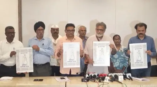 क्या महात्मा गांधी के परपोते नागपुर से सेवाग्राम तक 'संविधान सत्याग्रह यात्रा' निकालेंगे?