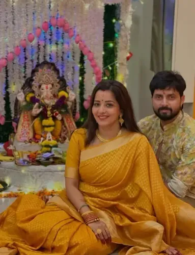 भोजपुरी इंडस्ट्री में भी गणेश चतुर्थी की धूम, कलाकारों ने शेयर की तस्वीरें