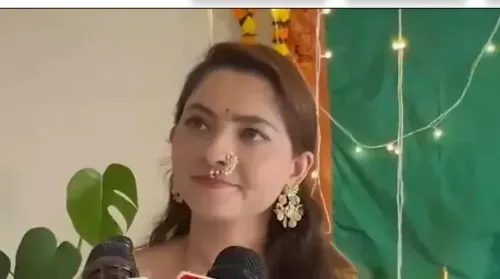 गणेश चतुर्थी पर सोनाली कुलकर्णी ने बप्पा को किसान रूप में किया विराजमान, बाढ़-सूखे से जूझते किसानों के लिए माँगी दुआ