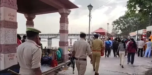 गंगा दशहरा और चौथे बड़े मंगल का दुर्लभ संयोग: अयोध्या-प्रयागराज में लाखों श्रद्धालुओं ने किया स्नान-दान