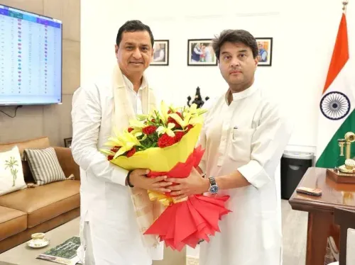 गढ़वाल में 13 नए मोबाइल टावरों को मंजूरी: अनिल बलूनी ने सिंधिया से मिलकर जताया आभार, 92 और टावरों की माँग